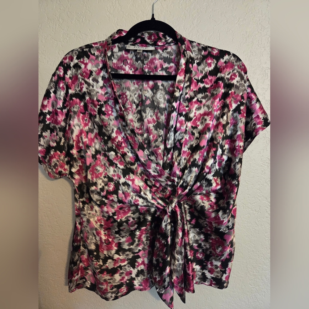 Kasper Pink and Black Abstract Blouse